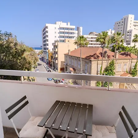 شقة Finikoudes 3 Bedroom Seaview Flat