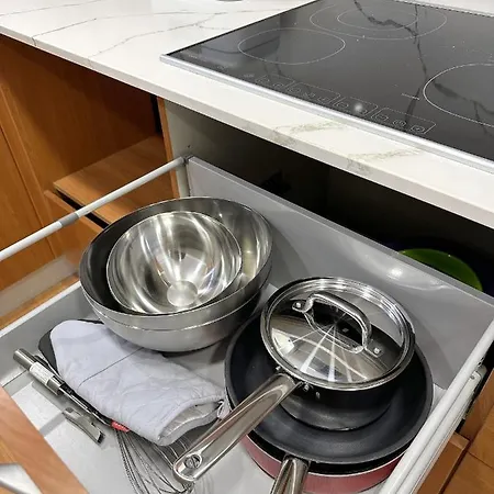 Finikoudes 3 Bedroom Seaview Flat