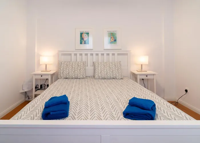 アパート Finikoudes 3 Bedroom Seaview Flat